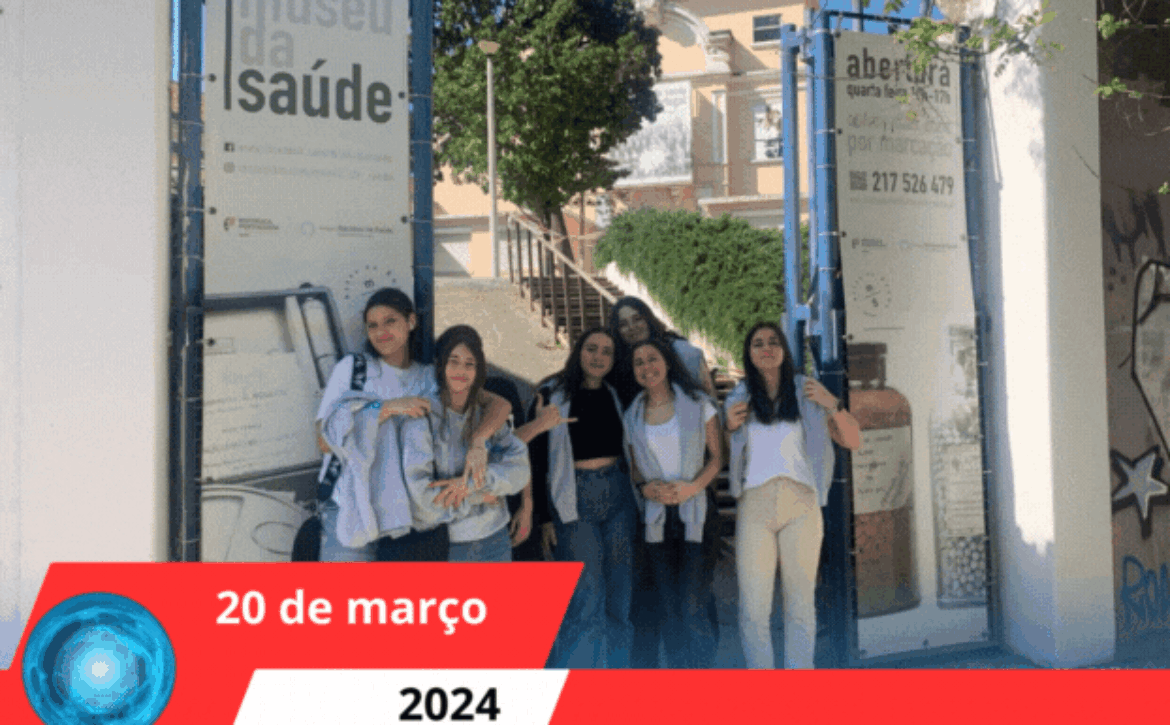 Curso Profissional de T. A. de Saúde visita Museu da Saúde e ao Museu Nacional de História Natural.(1)