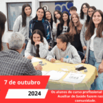 Os alunos do curso profissional de Técnico Auxiliar de Saúde fazem rastreio à comunidade.