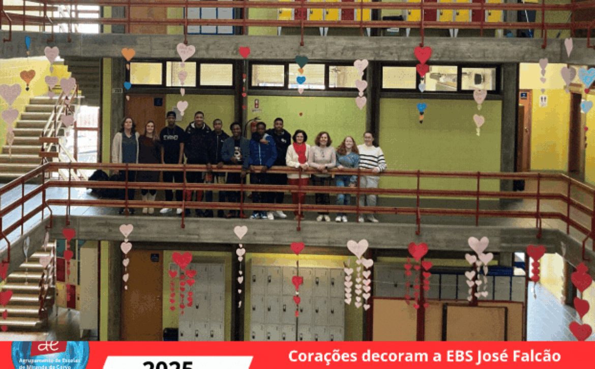Corações decoram a EBS José Falcão